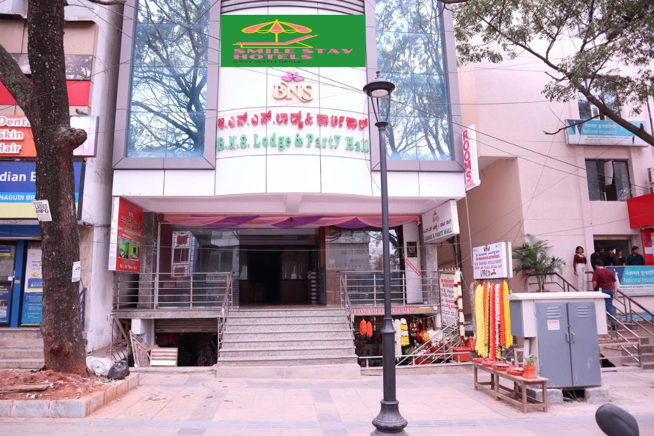 Smilestay Bns Lodge Bangalore Dış mekan fotoğraf