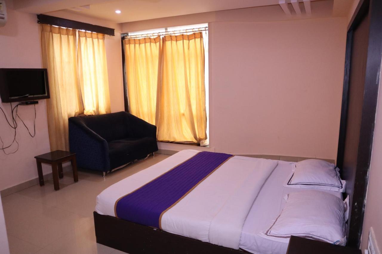 Smilestay Bns Lodge Bangalore Dış mekan fotoğraf