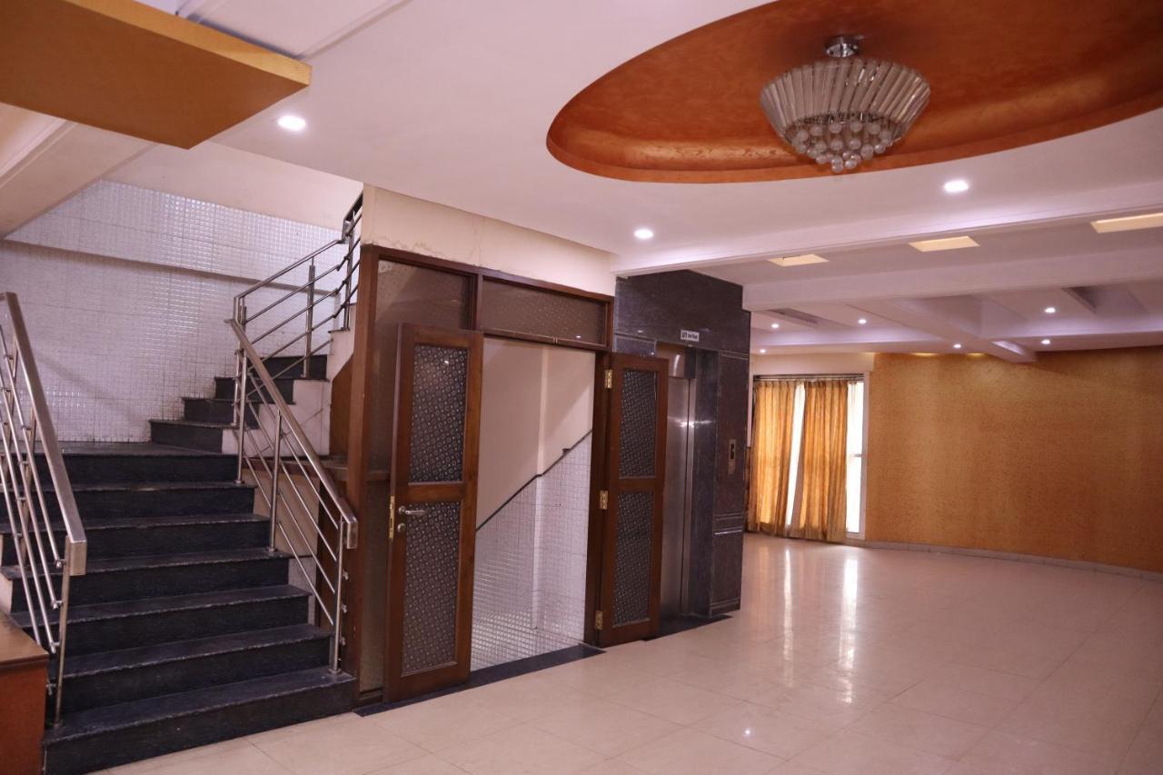 Smilestay Bns Lodge Bangalore Dış mekan fotoğraf