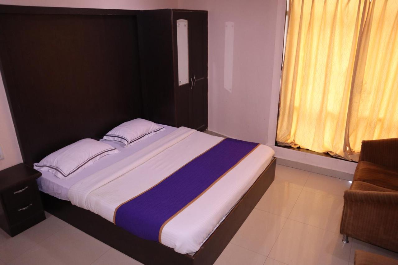 Smilestay Bns Lodge Bangalore Dış mekan fotoğraf