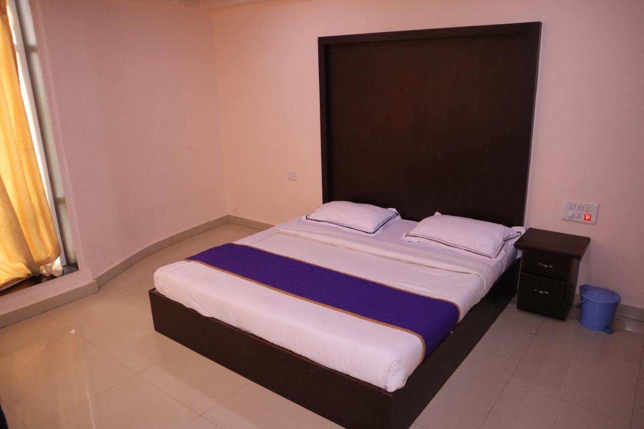 Smilestay Bns Lodge Bangalore Dış mekan fotoğraf