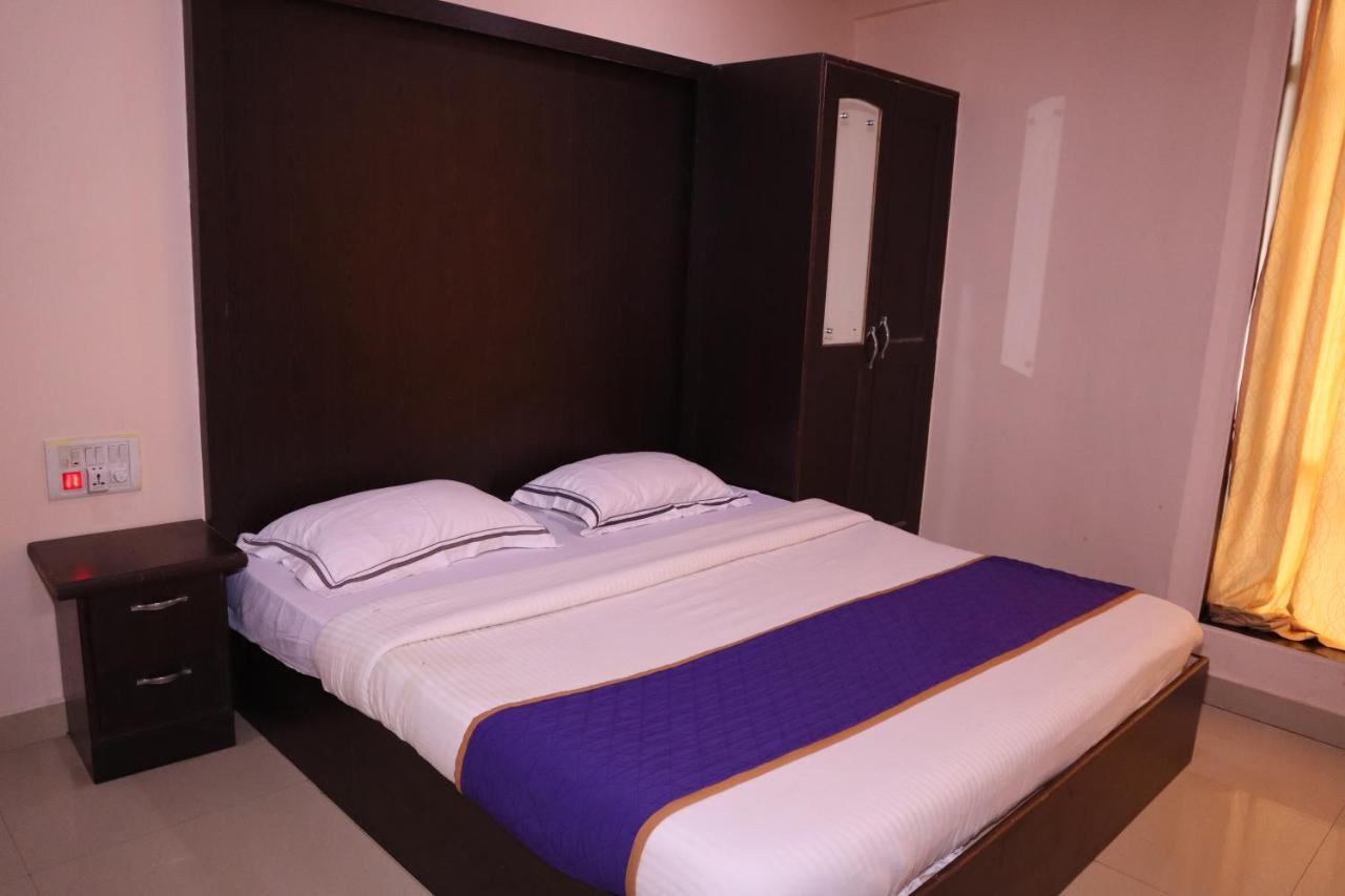 Smilestay Bns Lodge Bangalore Dış mekan fotoğraf